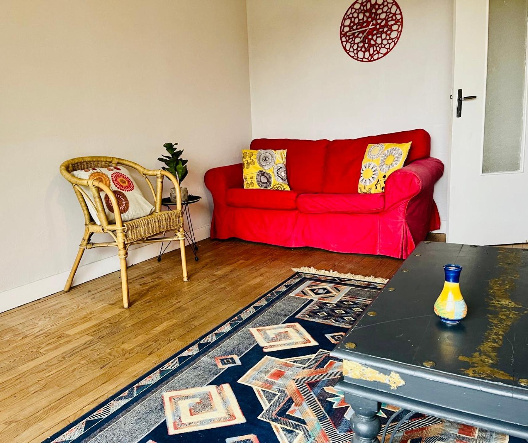 Mountain View 2 Bedroom Apartment Saint Beat Lez 외부 사진